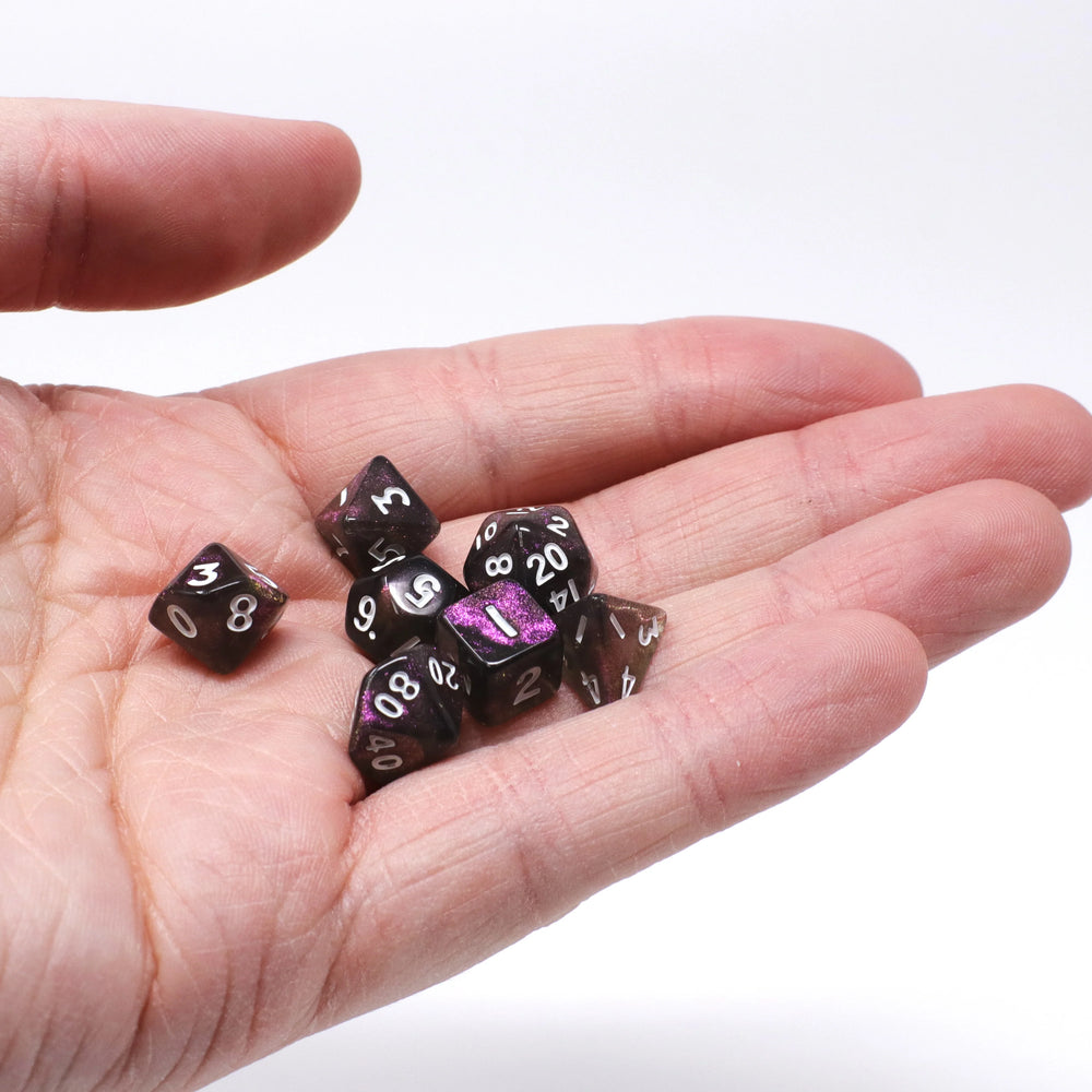 Die Hard Dice - Critlings - 7pc Mini RPG Set - Burgundazzle