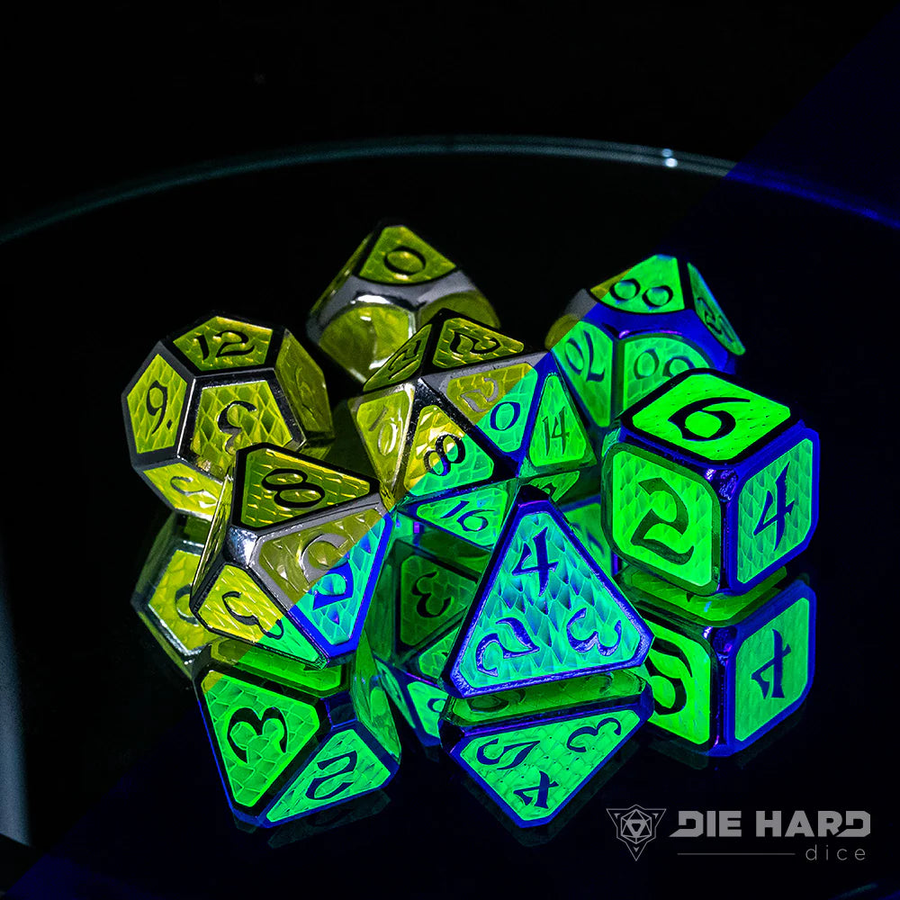 Die Hard Dice - RPG Set - Drakona Phosphor