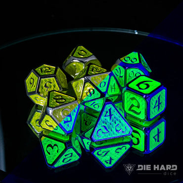 Die Hard Dice - RPG Set - Drakona Phosphor